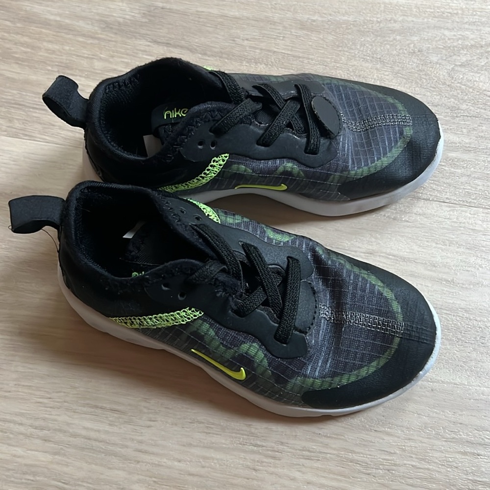 ⛳️Toddler Boys Nike Sneakers - Picture 6 of 8